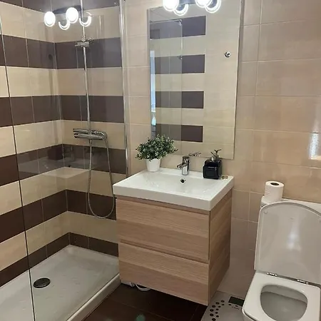 Kobentu Berri By Smiling * Hondarribia